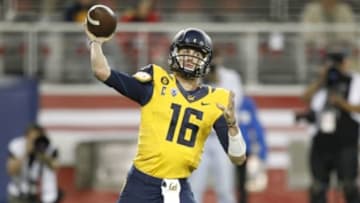 Oct 24, 2014; Santa Clara, CA, USA; California Golden Bears quarterback Jared Goff (16) throws the ball against the Oregon Ducks in the third quarter at Levi