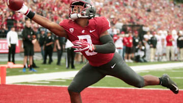 DFS CFB: PULLMAN, WA - SEPTEMBER 15: Easop Winston Jr. #8 of the Washington State Cougars reaches for a pass in the end zone against the Eastern Wahington Eagles in the first half at Martin Stadium on September 15, 2018 in Pullman, Washington. (Photo by William Mancebo/Getty Images)