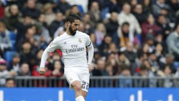 MADRID, SPAIN - JANUARY 17: (SPAIN OUT) Isco Alarcon of Real Madrid in action during the La Liga match between Real Madrid CF and Real Sporting Gijon at Estadio Santiago Bernabeu on January 17, 2016 in Madrid, Spain. (Photo by Helios de la Rubia/Real Madrid via Getty Images)