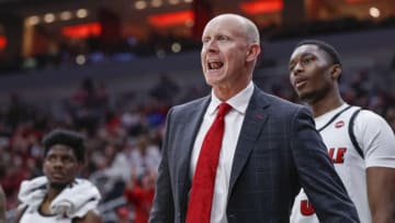 LOUISVILLE, KY - NOVEMBER 17: Head coach Chris Mack of the Louisville Cardinals speaks to players during the first half against the North Carolina Central Eagles at KFC YUM! Center on November 17, 2019 in Louisville, Kentucky. (Photo by Michael Hickey/Getty Images)