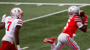 Ohio State wide receiver Garrett Wilson pulls in a touchdown pass during the first quarter against Nebraska.Cfb Nebraska Cornhuskers At Ohio State Buckeyes
