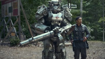 Power Suit and Aaron Moten (Maximus) in “Fallout”