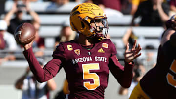 TEMPE, AZ - NOVEMBER 10: Quarterback Manny Wilkins #5 of the Arizona State Sun Devils makes a pass in the game against the UCLA Bruins at Sun Devil Stadium on November 10, 2018 in Tempe, Arizona. The Arizona State Sun Devils won 31-28. (Photo by Jennifer Stewart/Getty Images)