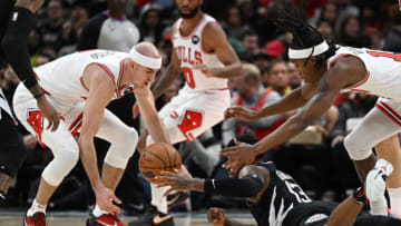 Paul George, Alex Caruso, Ayo Dosunmu, Chicago Bulls (Photo by Quinn Harris/Getty Images)