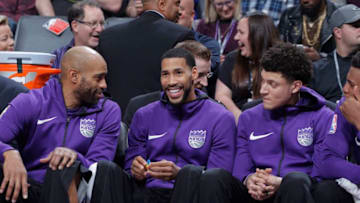 SACRAMENTO, CA - JANUARY 17: Vince Carter
