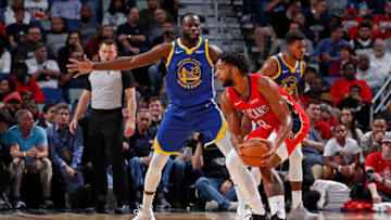 NEW OREANS, LA - OCTOBER 28: Draymond Green #23 of the Golden State Warriors plays defense agaisnt Jahlil Okafor #8 of the New Orleans Pelicans on October 28, 2019 at the Smoothie King Center in New Orleans, Louisiana. NOTE TO USER: User expressly acknowledges and agrees that, by downloading and or using this Photograph, user is consenting to the terms and conditions of the Getty Images License Agreement. Mandatory Copyright Notice: Copyright 2019 NBAE (Photo by Jeff Haynes/NBAE via Getty Images)