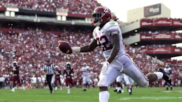 COLUMBIA, SOUTH CAROLINA - SEPTEMBER 14: Najee Harris #22 of the Alabama Crimson Tide reacts after running for a touchdown against the South Carolina Gamecocks during their game at Williams-Brice Stadium on September 14, 2019 in Columbia, South Carolina. (Photo by Streeter Lecka/Getty Images)