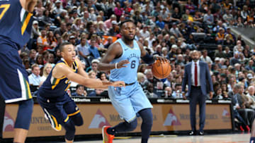 Shelvin Mack Memphis Grizzlies (Photo by Melissa Majchrzak/NBAE via Getty Images)