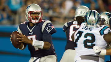 Aug 26, 2016; Charlotte, NC, USA; New England Patriots quarterback Jacoby Brissett (7) looks to pass the ball during the second half against the Carolina Panthers at Bank of America Stadium. The Patriots defeated the Panthers 19-17. Mandatory Credit: Jeremy Brevard-USA TODAY Sports