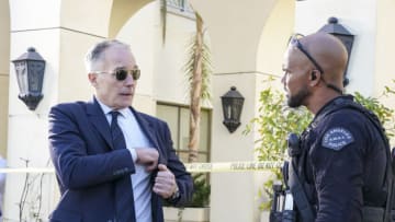 “Donor” – When hospital employees are targeted by a gunman, the SWAT team races to find a grieving father whose son was denied a kidney transplant. Also, Hondo searches for evidence to prove his theory of the culprit behind an alarming rise in Los Angeles stash houses, on the CBS Original series S.W.A.T., Sunday, March 27 (10:00-11:00 PM, ET/PT) on the CBS Television Network, and available to stream live and on demand on Paramount+*. Series star Lina Esco directed the episode.Pictured (L-R): Patrick St. Esprit as Commander Robert Hicks and Shemar Moore as Daniel “Hondo” Harrelson.Photo: Bill Inoshita/CBS ©2022 CBS Broadcasting, Inc. All Rights Reserved.