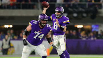 MINNEAPOLIS, MN - NOVEMBER 25: Kirk Cousins #8 of the Minnesota Vikings passes the ball in the second quarter of the game against the Green Bay Packers at U.S. Bank Stadium on November 25, 2018 in Minneapolis, Minnesota. (Photo by Adam Bettcher/Getty Images)