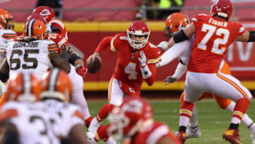 Quarterback Chad Henne #4 of the Kansas City Chiefs (Photo by Jamie Squire/Getty Images)