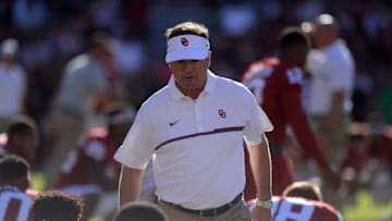 Sep 10, 2016; Norman, OK, USA; Oklahoma Sooners head coach Bob Stoops talks to his players prior to action against the Louisiana Monroe Warhawks at Gaylord Family - Oklahoma Memorial Stadium. Mandatory Credit: Mark D. Smith-USA TODAY Sports