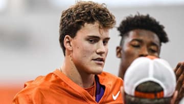 Clemson linebacker Wade Woodaz (17) during practice at the Poe Indoor Facility in Clemson Monday, August 8, 2022.Clemson Football Practice Aug 8 2022