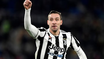 OLIMPICO STADIUM, ROME, ITALY - 2022/01/09: Mattia De Sciglio of Juventus FC celebrates after scoring the goal of 3-4 during the Serie A football match between AS Roma and Juventus FC. Juventus FC won 4-3 over AS Roma. (Photo by Antonietta Baldassarre/Insidefoto/LightRocket via Getty Images)
