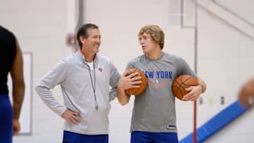 NEW YORK, NY - SEPTEMBER 30: Jeff Hornacek talks with Ron Baker