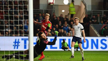 BRISTOL, ENGLAND - MARCH 21: Jonjoe Kenny of England shoots on goal during the U21 International Friendly match between England and Poland at Ashton Gate on March 21, 2019 in Bristol, England. (Photo by Dan Mullan/Getty Images)