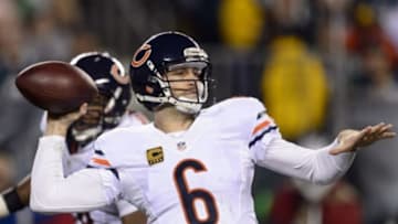 Dec 22, 2013; Philadelphia, PA, USA; Chicago Bears quarterback Jay Cutler (6) passes the ball during the second quarter against the Philadelphia Eagles at Lincoln Financial Field. Mandatory Credit: Howard Smith-USA TODAY Sports