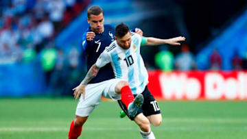 TOPSHOT - France's forward Antoine Griezmann (L) vies with Argentina's forward Lionel Messi during the Russia 2018 World Cup round of 16 football match between France and Argentina at the Kazan Arena in Kazan on June 30, 2018. (Photo by BENJAMIN CREMEL / AFP) / RESTRICTED TO EDITORIAL USE - NO MOBILE PUSH ALERTS/DOWNLOADS (Photo credit should read BENJAMIN CREMEL/AFP/Getty Images)