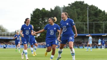KINGSTON UPON THAMES, ENGLAND - SEPTEMBER 25: Fran Kirby of Chelsea celebrates after scoring her team's first goal during the FA Women's Super League match between Chelsea FC Women and Manchester City WFC at Kingsmeadow on September 25, 2022 in Kingston upon Thames, England. (Photo by Harriet Lander - Chelsea FC/Getty Images)