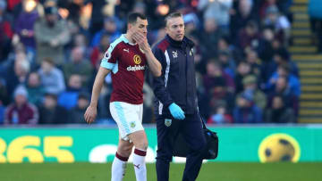 BURNLEY, ENGLAND - NOVEMBER 26: Dean Marney of Burnley walks off the pitch after picking up an injury during the Premier League match between Burnley and Manchester City at Turf Moor on November 26, 2016 in Burnley, England. (Photo by Alex Livesey/Getty Images)