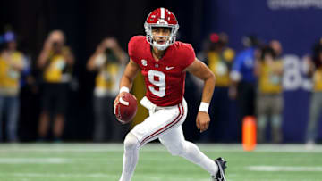 ATLANTA, GEORGIA - DECEMBER 04: Bryce Young #9 of the Alabama Crimson Tide looks to pass in the second quarter of the SEC Championship game against the Georgia Bulldogs at Mercedes-Benz Stadium on December 04, 2021 in Atlanta, Georgia. (Photo by Kevin C. Cox/Getty Images)