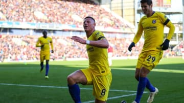 BURNLEY, ENGLAND - OCTOBER 28: Ross Barkley of Chelsea celebrates after scoring a goal to make it 0-2 during the Premier League match between Burnley FC and Chelsea FC at Turf Moor on October 28, 2018 in Burnley, United Kingdom. (Photo by Robbie Jay Barratt - AMA/Getty Images)