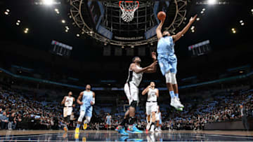MINNEAPOLIS, MN - DECEMBER 13: Karl-Anthony Towns #32 of the Minnesota Timberwolves drives to the basket during the game against the LA Clippers. Copyright 2019 NBAE (Photo by David Sherman/NBAE via Getty Images)