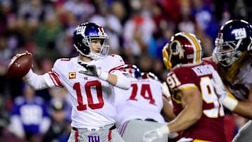 LANDOVER, MD - NOVEMBER 23: Quarterback Eli Manning (Photo by Patrick McDermott/Getty Images)