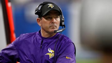 DETROIT.MI - NOVEMBER 24: Head coach head coach Mike Zimmer of the Minnesota Vikings watches his team against the against the Minnesota Vikings at Ford Field on November 24, 2016 in Detroit, Michigan. (Photo by Gregory Shamus/Getty Images)