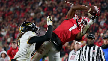 ATHENS, GA - NOVEMBER 09: George Pickens #1 of the Georgia Bulldogs makes a catch during a game between Missouri Tigers and Georgia Bulldogs at Sanford Stadium on November 09, 2019 in Athens, Georgia. (Photo by Steve Limentani/ISI Photos/Getty Images)