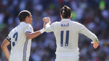 MADRID, SPAIN - OCTOBER 02: Gareth Bale of Real Madrid celebrates with Pepe after scoring Real's opening goal during the La Liga Match between Real Madrid CF and SD Eibar at estadio Santiago Bernabeu on October 2, 2016 in Madrid, Spain. (Photo by Denis Doyle/Getty Images)