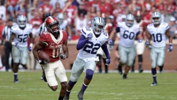 Oct 15, 2016; Norman, OK, USA; Oklahoma Sooners wide receiver Dede Westbrook (11) runs for a touchdown after a reception against Kansas State Wildcats defensive back Dante Barnett (22) during the third quarter at Gaylord Family - Oklahoma Memorial Stadium. Mandatory Credit: Mark D. Smith-USA TODAY Sports