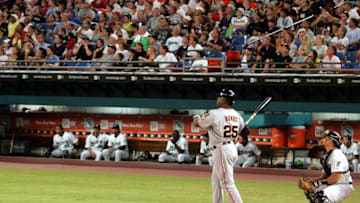 MIAMI - AUGUST 18: Barry Bonds