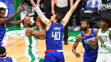 LA Clippers Paul George Ivica Zubac (Photo by Adam Glanzman/Getty Images)