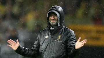WOLVERHAMPTON, ENGLAND - DECEMBER 21: Jurgen Klopp, the Liverpool manager issues instructions during the Premier League match between Wolverhampton Wanderers and Liverpool FC at Molineux on December 21, 2018 in Wolverhampton, United Kingdom. (Photo by David Rogers/Getty Images)