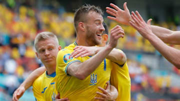 West Ham and Ukraine's forward Andriy Yarmolenko celebrates scoring. (Photo by Robert Ghement / POOL / AFP) (Photo by ROBERT GHEMENT/POOL/AFP via Getty Images)