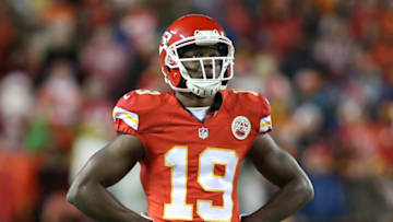 KANSAS CITY, MO - DECEMBER 25: Kansas City Chiefs wide receiver Jeremy Maclin (19) during an AFC West showdown between the Denver Broncos and Kansas City Chiefs on December 25, 2016 at Arrowhead Stadium in Kansas City, MO. The Chiefs won 33-10. (Photo by Scott Winters/Icon Sportswire via Getty Images)
