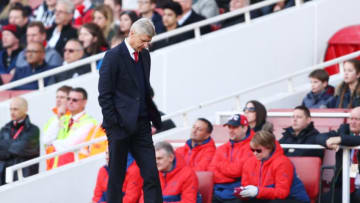 LONDON, ENGLAND - APRIL 17: Arsene Wenger the manager of Arsenal looks dejected after seeing his side concede during the Barclays Premier League match between Arsenal and Crystal Palace at the Emirates Stadium on April 17, 2016 in London, England. (Photo by Paul Gilham/Getty Images)