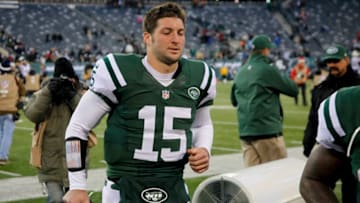 EAST RUTHERFORD, NJ - DECEMBER 23: Tim Tebow #15 of the New York Jets leaves the field after loss to San Diego Chargers at MetLife Stadium on December 23, 2012 in East Rutherford, New Jersey. (Photo by Jeff Zelevansky /Getty Images)