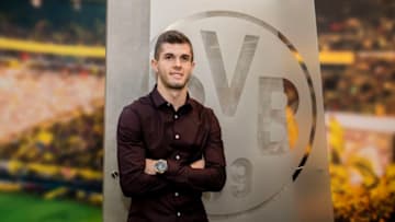 DORTMUND, GERMANY - JANUARY 23: Christian Pulisic attends his contract extension signing for Borussia Dortmund on January 23, 2017 in Dortmund, Germany. (Photo by Alexandre Simoes/Borussia Dortmund/Getty Images)
