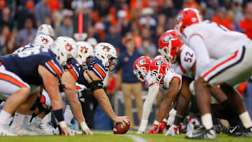 AUBURN, AL - NOVEMBER 11: The Auburn Tigers offenses prepares to run a play against the Georgia Bulldogs defense at Jordan Hare Stadium on November 11, 2017 in Auburn, Alabama. (Photo by Kevin C. Cox/Getty Images)