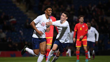 CHESTERFIELD, ENGLAND - OCTOBER 11: Reiss Nelson of England celebrates scoring the sixth goal during the 2019 UEFA European Under-21 Championship Qualifier between England U21 and Andorra U21 at the Proact Stadium on October 11, 2018 in Chesterfield, England. (Photo by Laurence Griffiths/Getty Images)