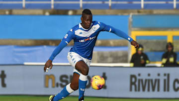 BRESCIA, ITALY - NOVEMBER 09: Mario Balotelli of Brescia in action during the Serie A match between Brescia Calcio and Torino FC at Stadio Mario Rigamonti on November 09, 2019 in Brescia, Italy. (Photo by Tullio M. Puglia/Getty Images)