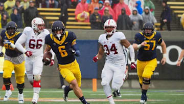 Nov 19, 2016; Berkeley, CA, USA; California Golden Bears wide receiver Chad Hansen (6) on a touchdown run against the Stanford Cardinal during the first quarter at Memorial Stadium. Mandatory Credit: Kelley L Cox-USA TODAY Sports