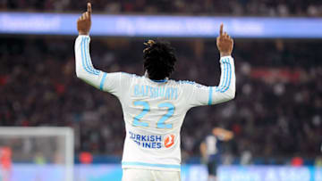 PARIS, FRANCE - OCTOBER 04: Michy Batshuayi of Olympique de Marseille celebrates his goal during the Ligue 1 game between Paris Saint-Germain and Olympique de Marseille at Parc des Princes on October 4, 2015 in Paris, France. (Photo by Aurelien Meunier/Getty Images)