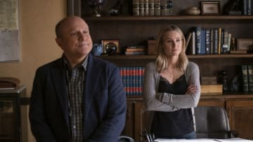 Veronica Mars -- "Heads You Lose" - Episode 404 -- Convinced the bomber is still at large, Veronica visits Chino to learn more about Clyde and Big Dick. Mayor Dobbins' request for help from the FBI brings an old flame to Neptune. Veronica confronts her mugger. Keith Mars (Enrico Colantoni) and Veronica Mars (Kristen Bell), shown. (Photo by: Richard Foreman, Jr. SMPSP/Hulu)