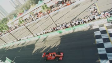 30 Mar 1996: Jimmy Vasser crosses the line to win the FAI IndyCar Grand Prix, round three of the IndyCar World Series at Surfers Paradise, Queensland, Australia.