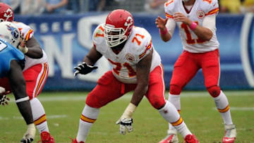 NASHVILLE, TN - OCTOBER 06: Jeff Allen #71 of the Kansas City Chiefs plays against the Tennessee Titans at LP Field on October 6, 2013 in Nashville, Tennessee. (Photo by Frederick Breedon/Getty Images)