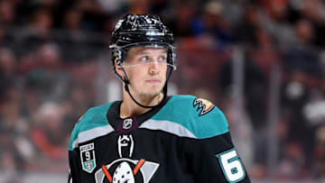ANAHEIM, CA - OCTOBER 21: Rickard Rakell #67 of the Anaheim Ducks before a faceoff against the Buffalo Sabres at Honda Center on October 21, 2018 in Anaheim, California. (Photo by Harry How/Getty Images)